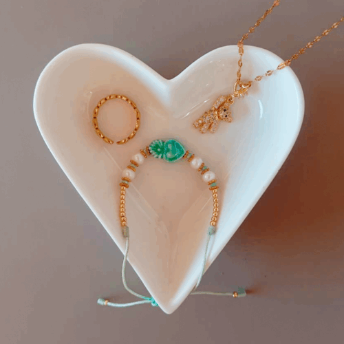 Capa 5 Pulsera con corazón turquesa